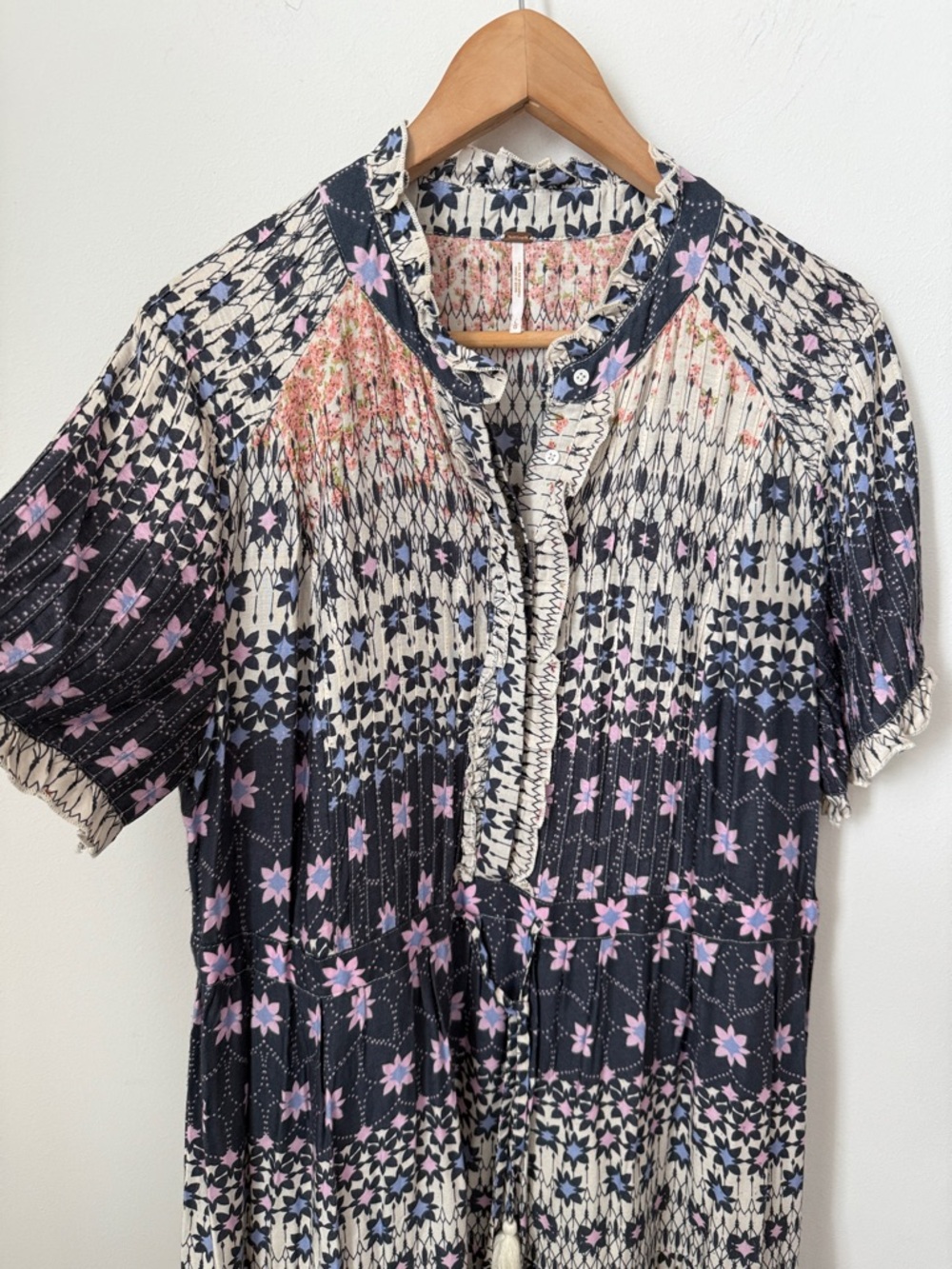 Free People Rare Feelings Maxi Dress- Medium in Swan Combo Size L - Picture 4 of 11